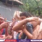 কুলিয়ারচরে নৌকা তৈরি ও বেচাকেনার ধুম