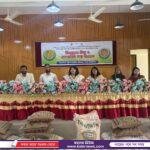 বেতাগীতে দাবীতে স্বাস্থ্য সহকারীদের অবস্থান কর্মসূচি পালন